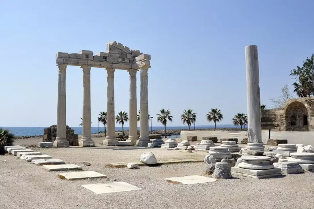 Side Antik Kenti Nerede? Antalya’nın Tarih Kokan Liman Şehri