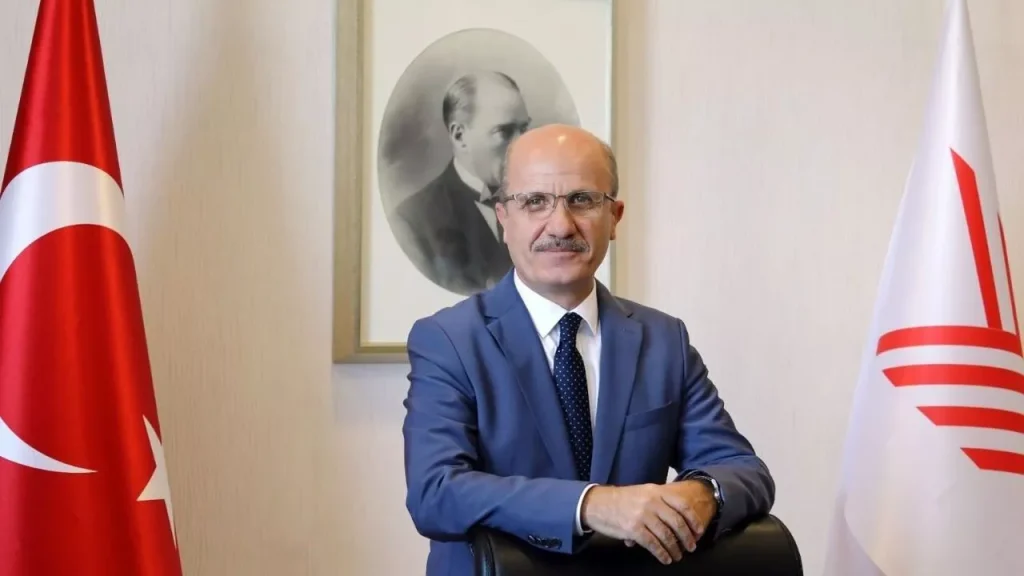 Prof. Dr. Erol Özvar Kimdir? Yeni YÖK Başkanının Akademik Kariyeri ve Başarıları