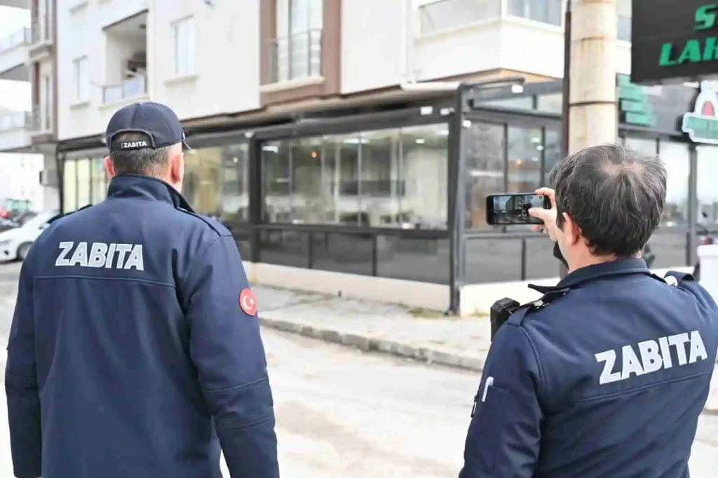 Aksaray’da Kaldırım İşgali ve Kaçak Yapılaşmaya Sıkı Takip