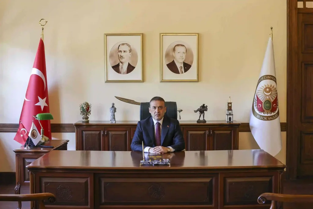 Bilecik Valisi Faik Oktay Sözer'in Biyografisi