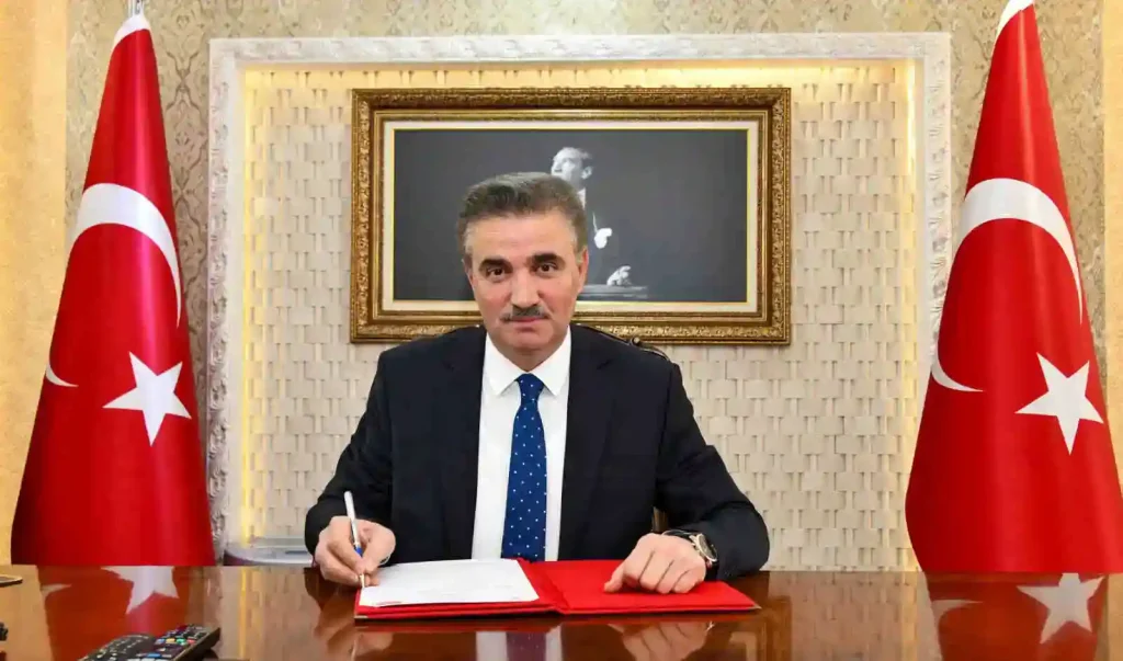 Gümüşhane Valisi Aydın Baruş Kimdir? Nereli, Kaç Yaşında ve Kariyeri