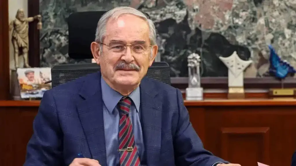 Yılmaz Büyükerşen Kimdir? Hayatı, Kariyeri ve Projeleri