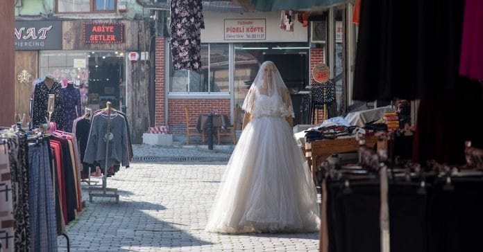 A101 Aldın Aldın: Fırsatlar, Tarihçe ve Akıllı Alışveriş Rehberi