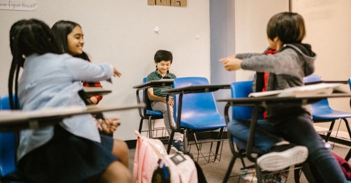 Okulda Şiddet: 'Şişko' Sözü Nereye Varabilir?