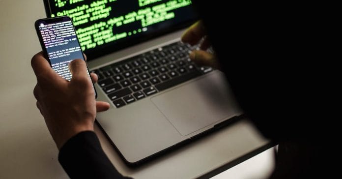 Ankara'da Milletvekili Casus Yazılım Şüphesi: 20 GB Tüketim Alarmı