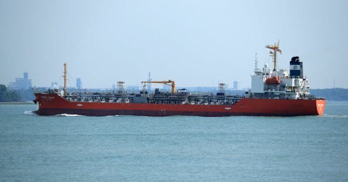 Basra Körfezi Gerilimi Petrol Fiyatlarını Uçurdu