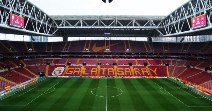 Çekya - İrlanda: Futbolun İki Farklı Ekolü ve Büyük Rekabet