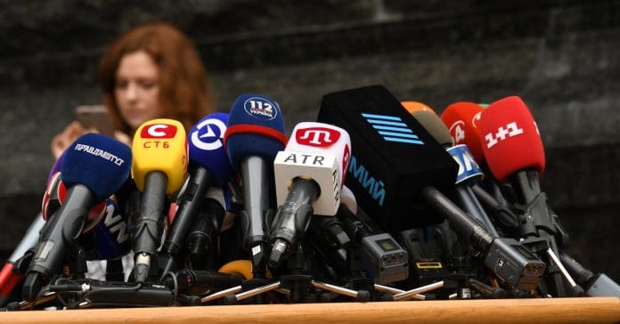 Enver Aysever Tahliye Edildi: Mahkeme Kararı Ne Diyor?