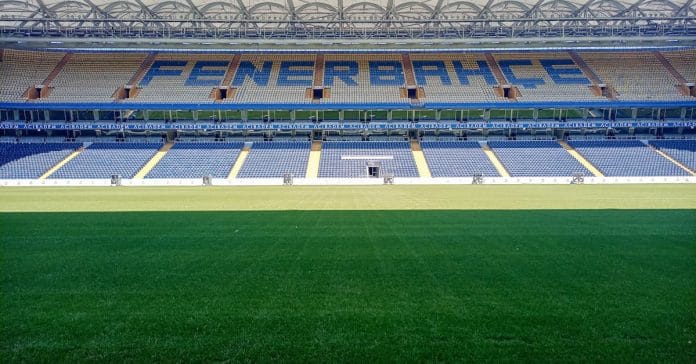 Fenerbahçe'nin Beraberliği Reddeden Ruhu: Şampiyonluk Yolu Nereye Çıkıyor?