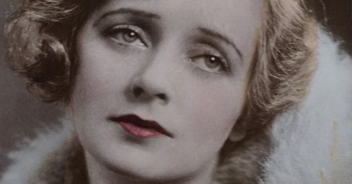 Hülya Koçyiğit: Yeşilçam'ın Sultanı ve Efsanevi Kariyeri