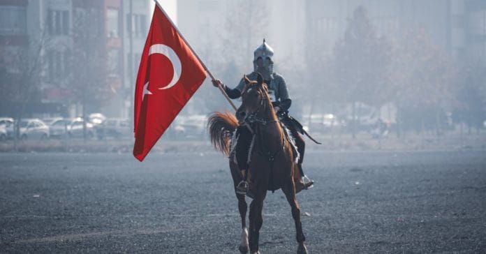 İstiklal Marşı'nın Kabulü: Tarihçesi, Önemi ve Bilinmeyenler
