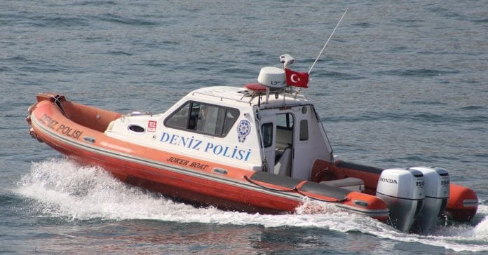 İzmir'de Dev Uyuşturucu Operasyonu: 1.3 Ton Ele Geçirildi