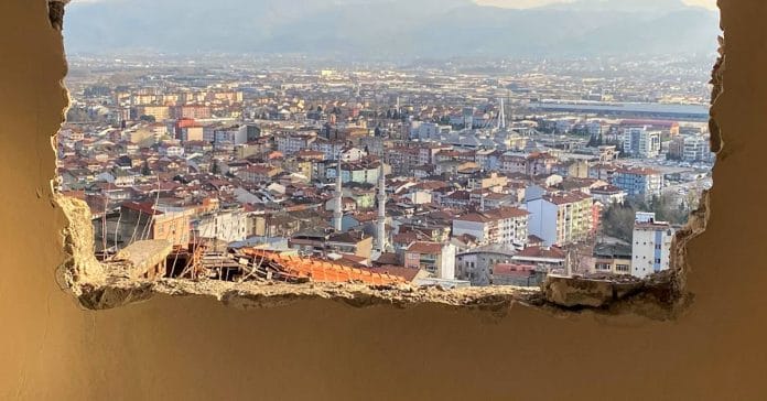 Kağıthane TOKİ Konutları Kurayla Sahiplerini Buldu