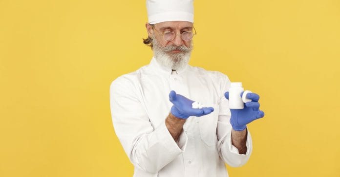 Saç Dökülmesi ve Vitamin Yanılgısı: Bilinçsiz Kullanım Zarar Veriyor