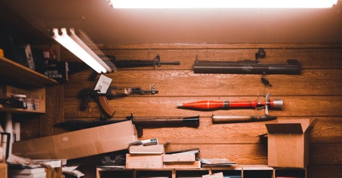 25 İlde Silah Kaçakçılığı Operasyonu: 404 Şüpheli Yakalandı