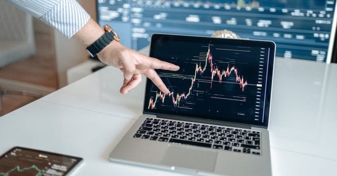 Bitcoin'de 10 Bin Dolar Senaryosu: Piyasa Nereye Gidiyor?