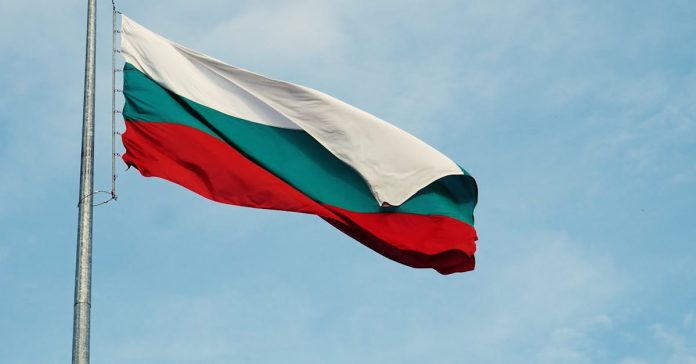 Bulgaristan'da Radev Farkı: Siyasi Belirsizlik Sürüyor