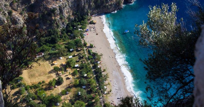 Fethiye: Tatil Cenneti, Tarihi Dokusu ve Güncel Gelişmeler