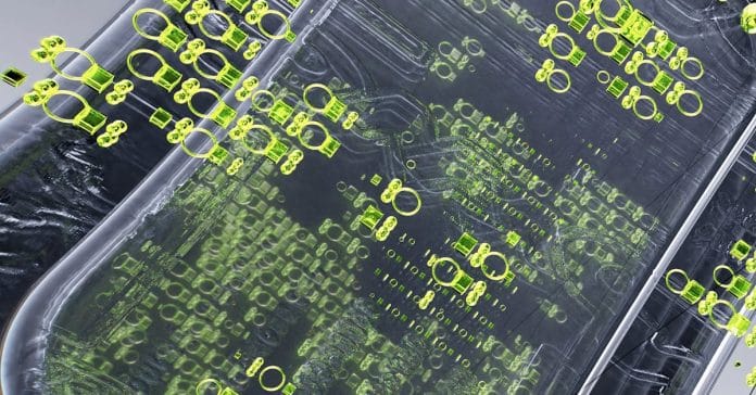 iPhone Fold için kritik adım: Deneme üretimi Foxconn'da başladı