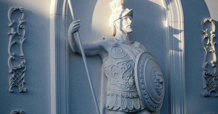 İsrail Askeri İsa Heykelini Parçaladı: Özür ve Tepkiler