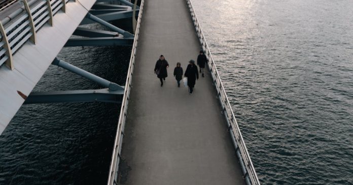 Lisa Kudrow: Friends'ten Günümüze Bir İkon