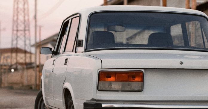Motorine İndirim Geldi: Vatandaşa Nefes mi, Geçici Rahatlama mı?