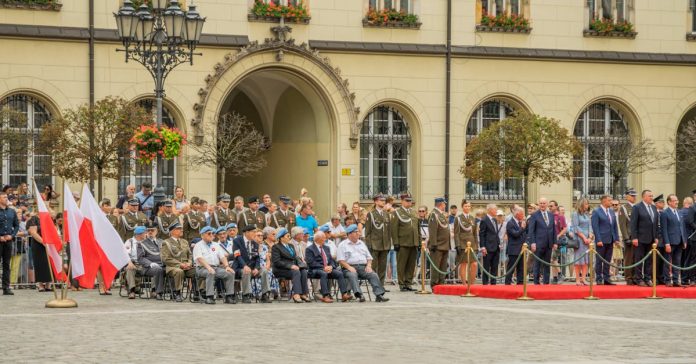 NATO Genel Sekreteri: Kimdir, Görevleri ve Türkiye İlişkisi