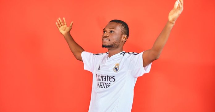 Real Madrid, Osimhen İçin Geliyor: Dev Transfer Kapıda!