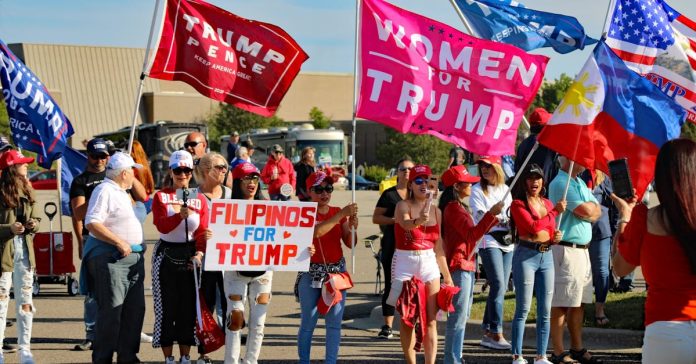 Trump'tan Papa'ya 'Tanrı' Göndermesi: Siyaset mi, Kibir mi?