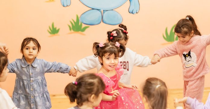 Türk Dünyası Çocuk Oyunları Şenliği İstanbul'da Başladı