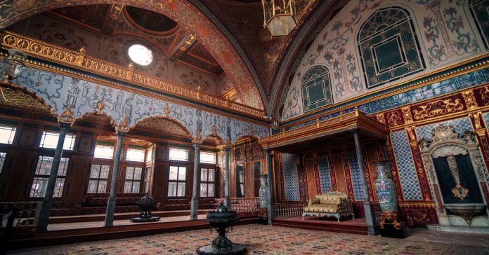 Anayasa Mahkemesi: Türkiye'de Yüksek Yargının Rolü ve Önemi