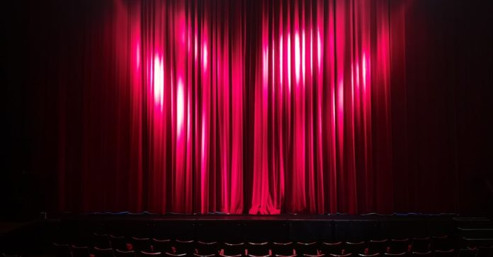 Antigone'nin Vicdanı Diyarbakır'da Sahne Aldı