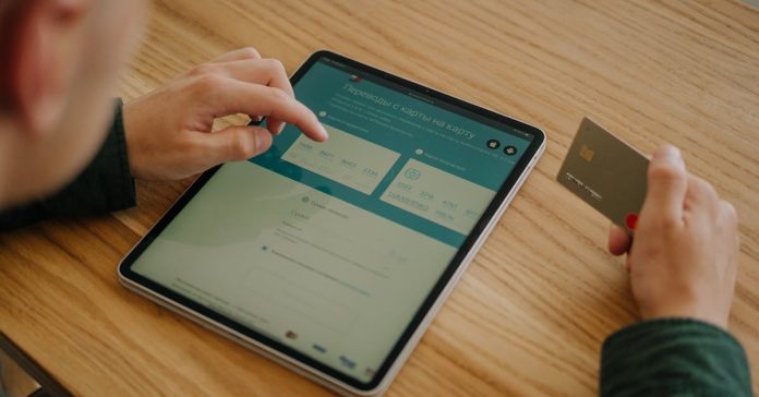 Avrupa'dan Google, Meta, TikTok'a Dolandırıcılık Suçlaması