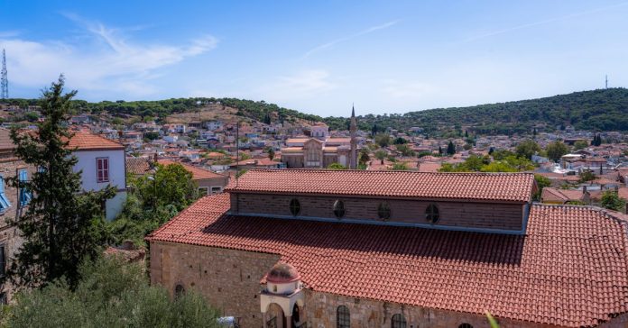 Cunda Adası: Tarihi, Gezilecek Yerler ve En Güncel Bilgiler