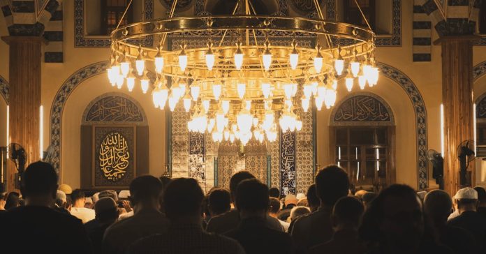 Ezan Vakitleri: Güncel Bilgiler ve Tarihsel Kökenler
