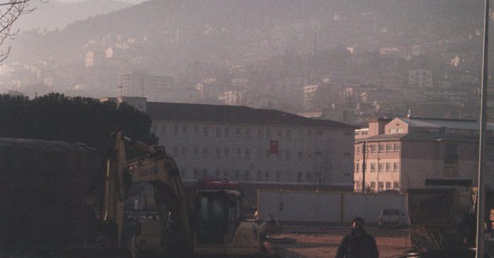 Foxconn İstanbul'a Geliyor: Üretim Üssü Hamlesi ve Etkileri