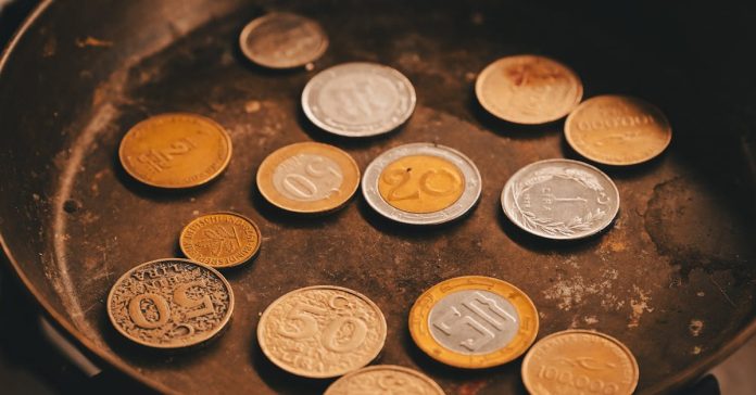 İslam Memiş'ten Yeni Yatırım Tavsiyesi: Altın, Dolar Yerine Tek Servet Aracı