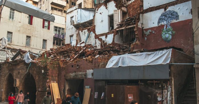 İsrail'den Beyrut'a Saldırı: Çatışma Derinleşiyor