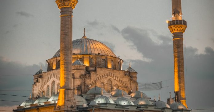 Kayseri Öğle Namazı Vakti: Detaylı Rehber ve Bilgiler