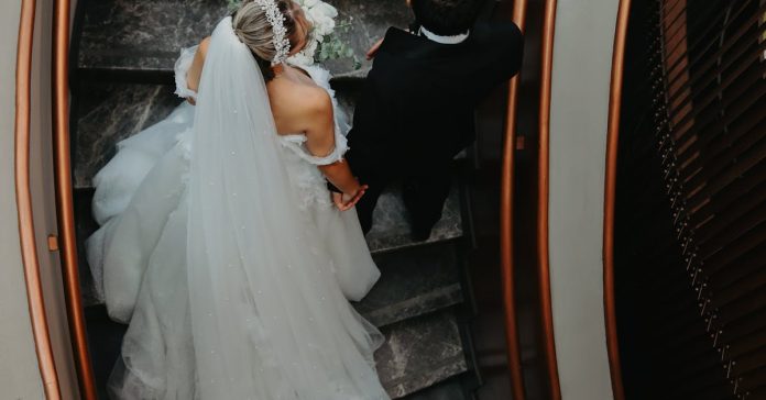 Mehmet Ali Erbil'den Evlilik Sinyali: 6. Kez mi Nikah Masası?