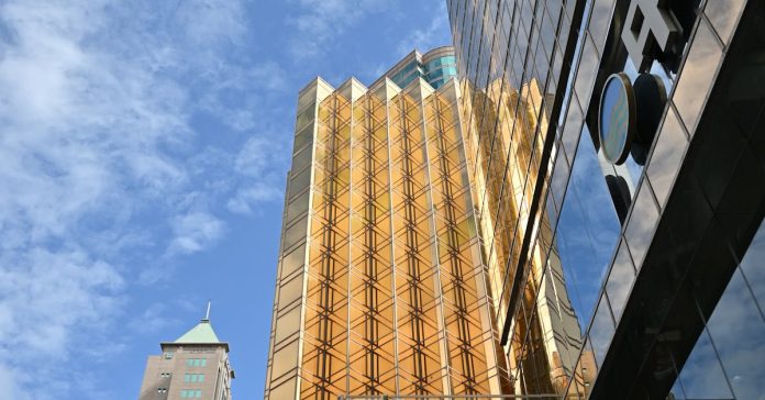 Merkez Bankaları Neden Altın Alıyor? Yaptırımlara Karşı Kalkan Mı?