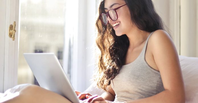 Mesleki Yeterlilik Sınavları Artık E-Sınav