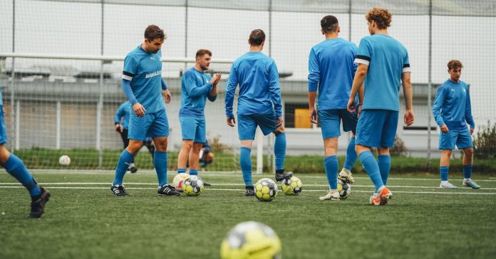 Sağlık Bakanı Memişoğlu'ndan TFF'ye Önemli Katılım