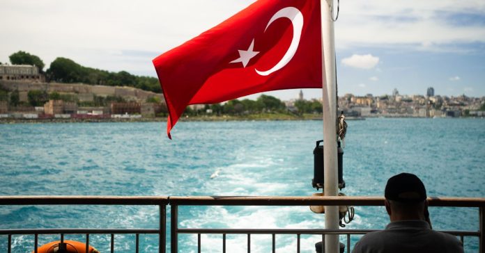 Bülent Şakrak: Kariyeri, Rolleri ve Son Dönemdeki Gelişmeler