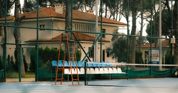 Erman Toroğlu'na Hapis Cezası Şoku! Spor Dünyası Çalkalanıyor