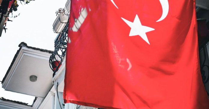 Eşref Rüya Finali: Seyirciyi Şaşırtan Final ve Çağatay Ulusoy İddiaları