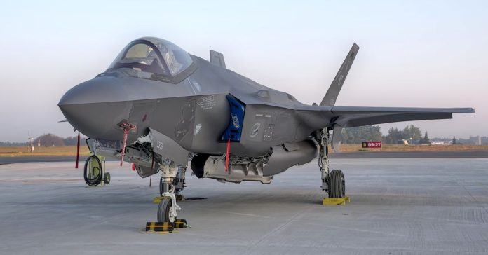 F-35: Türkiye'nin Merakla Beklediği Hayalet Uçak