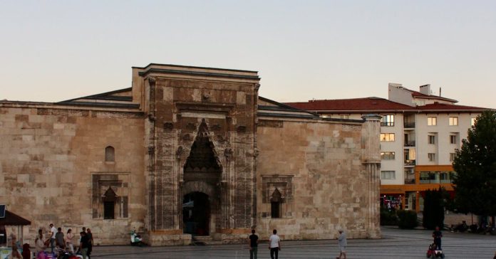 Karatay Belediyesi: Güncel Projeler, Tarihçe ve Bilmeniz Gerekenler