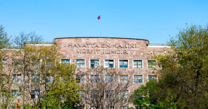 Sağlık Bakanlığı'ndan Kurumsal Uygulama Adımı: Vatandaşa Etkisi Ne Olacak?