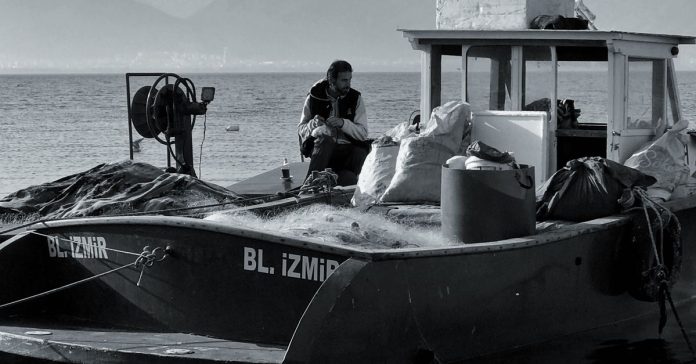 Sahil Güvenlik: Karadeniz'de Balıkçı Teknesine Saldırı Açıklaması